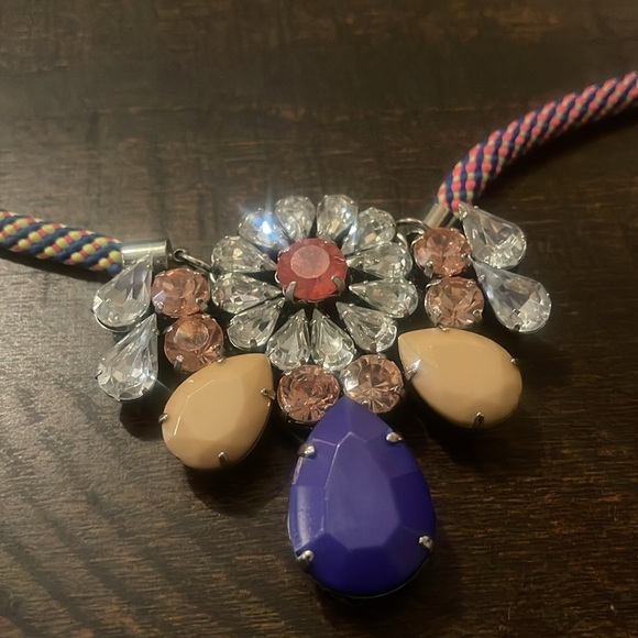 Cara NY glam Statement necklace - Picture 3 of 4